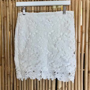 Lace floral white mini skirt